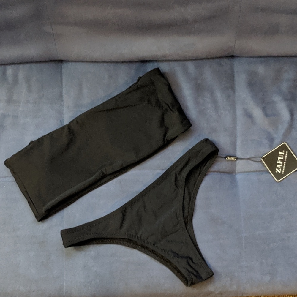 Black bandeau bikini set - L top, M bottoms!